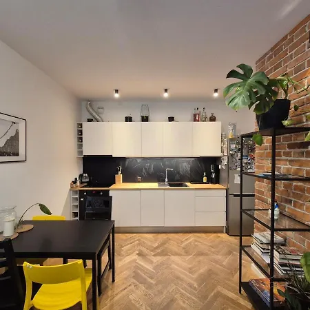 Cozy With Terrace Gdaňsk